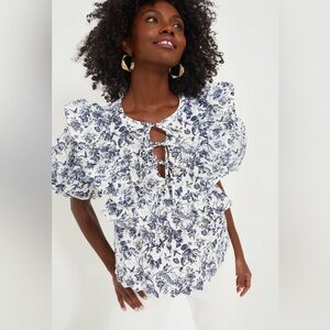 NWT Hyacinth House Navy Floral Ruffle Nadia Blouse, size Small